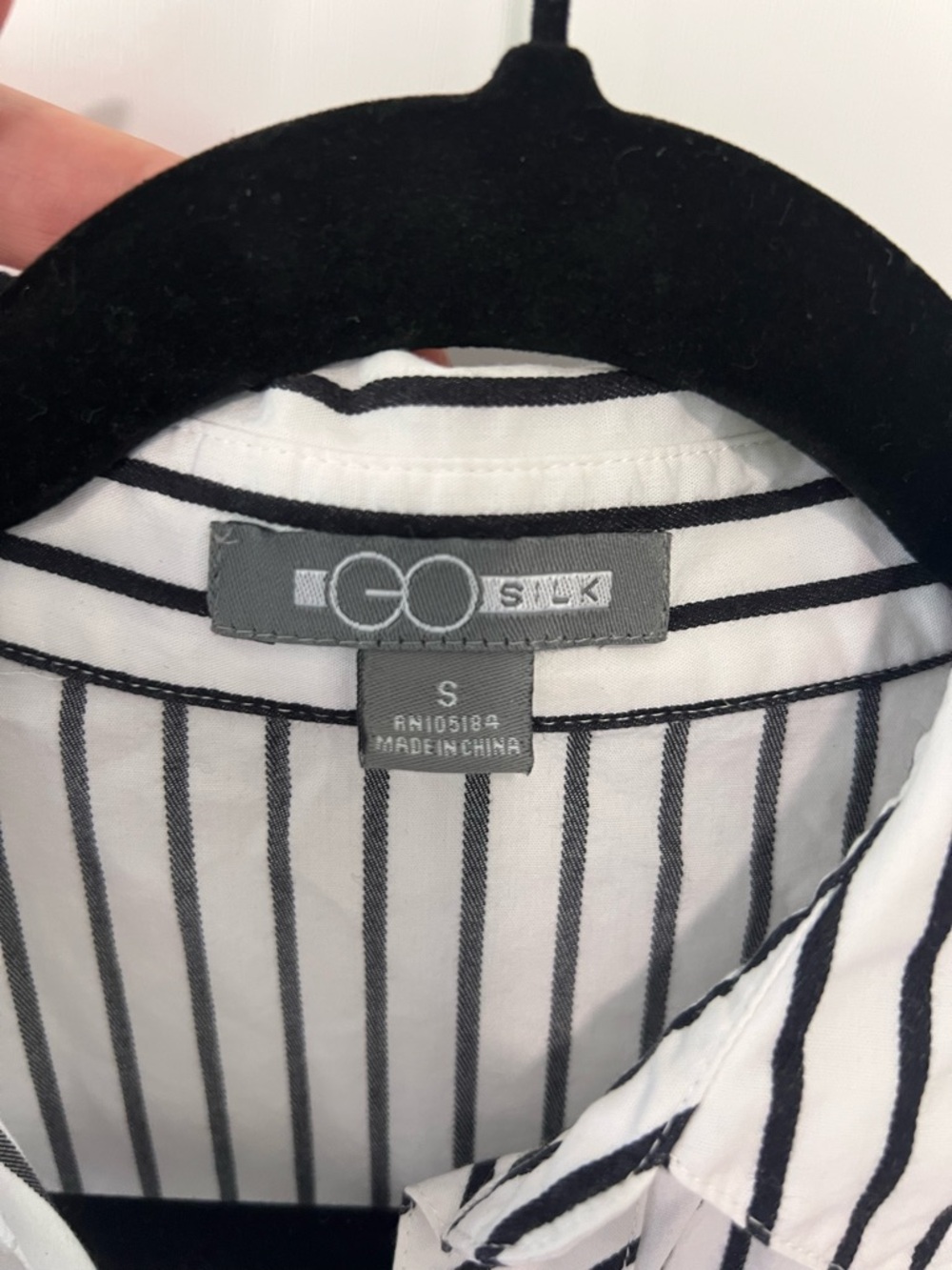 GO Silk classic Black & White Vertical Stripe Oversized Casual Button-Down Shirt - Picture 3 of 8